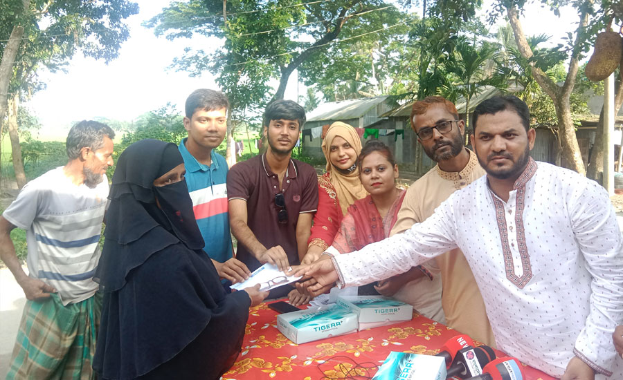 ময়মনসিংহের চর নিলক্ষীয়ায় চক্ষু রোগীদের মাঝে বিনামূল্যে চশমা বিতরণ 