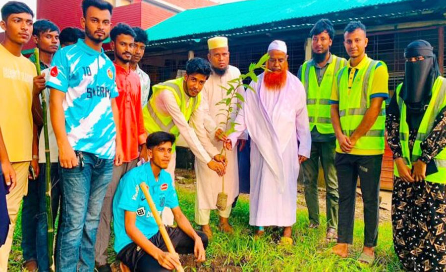 সবুজায়নে শেরপুরে আলোর পথের পথিক ফাউন্ডেশন