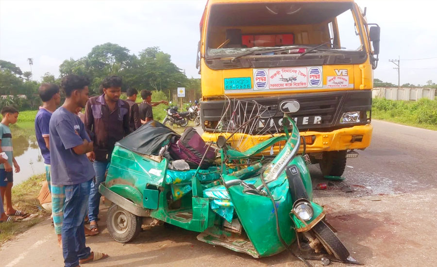 সিলেটে তেলবাহী ট্রাক ও অটোরিকশার সংঘর্ষে ৪ জন নিহত
