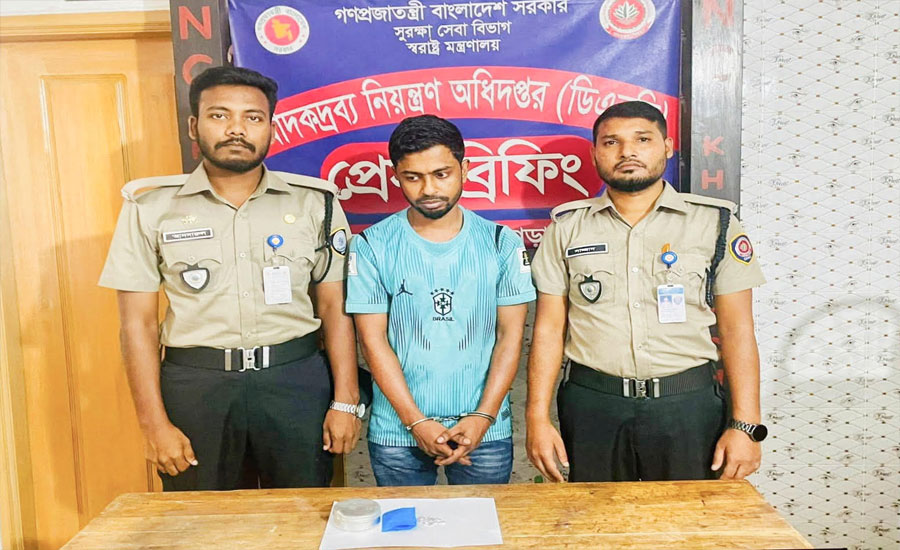 খাগড়াছড়িতে ৪০ পিস ইয়াবাসহ বেলাল হোসেন রনি আটক