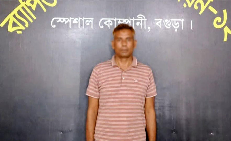 এরুলিয়ায় বাসচাপায় ৭ দিনমজুর নিহত, ২০ দিন পর র‌্যাবের হাতে চালক