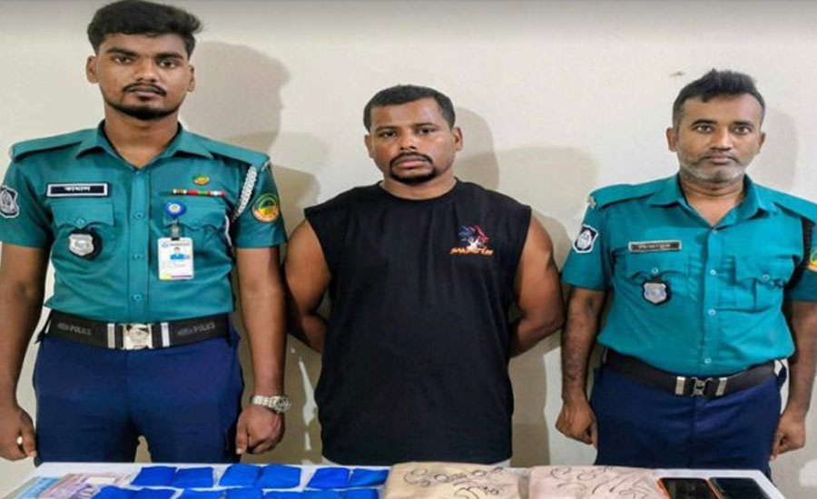 ‘কুত্তা মিজান’ গ্রেপ্তার, ১ কেজি হেরোইন ও আড়াই হাজার ইয়াবা উদ্ধার