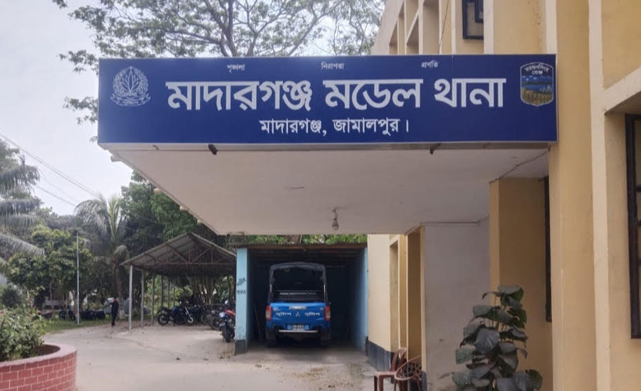 ​মাদারগঞ্জে সেচপাম্প ঘর থেকে নিখোঁজ কিশোরীর মরদেহ উদ্ধার