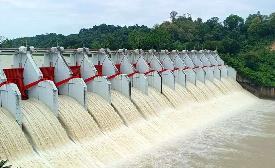 বিপৎসীমায় কাপ্তাইয়ের পানি, রাতে খুলে দেওয়ার সিদ্ধান্ত ১৬ জলকপাট