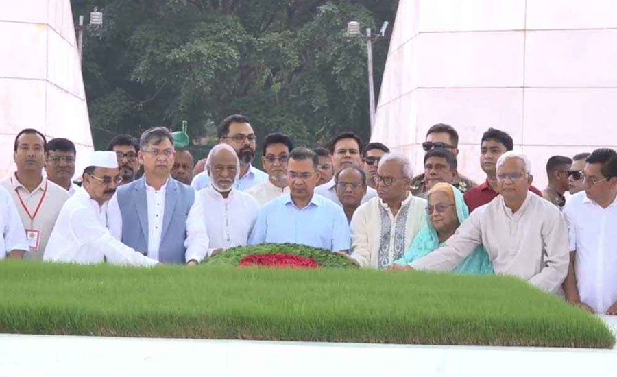 প্রতিষ্ঠাবার্ষিকীতে জিয়া-খালেদার সমাধিতে প্রধানমন্ত্রীর শ্রদ্ধা
