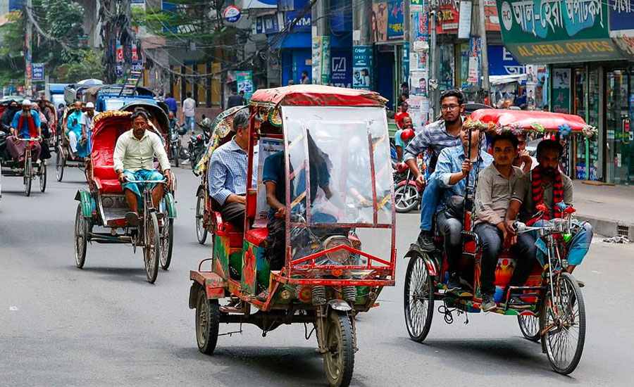 প্যাডেল রিকশা বন্ধ করে ব্যাটারিচালিত রিকশা চালু করতে আইনি নোটিশ