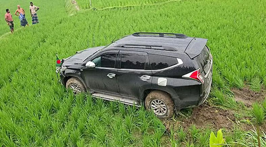 প্রতিমন্ত্রীর গাড়ির ধাক্কায় আহত নারী মারা গেছেন
