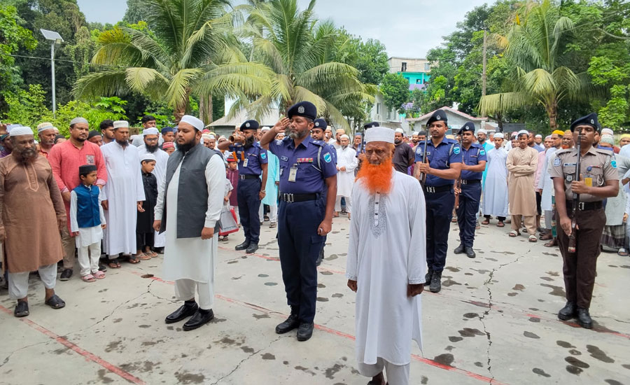 আলফাডাঙ্গায় রাষ্ট্রীয় মর্যাদায় চিরনিদ্রায় শায়িত হলেন বীর মুক্তিযোদ্ধা হায়দার আলী