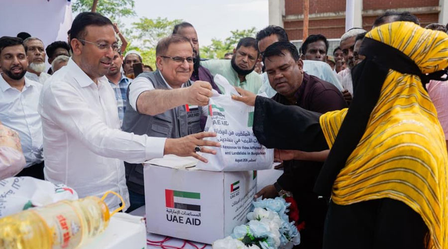 সিলেটে বন্যায় ক্ষতিগ্রস্ত মানুষের পাশে সংযুক্ত আরব আমিরাত
