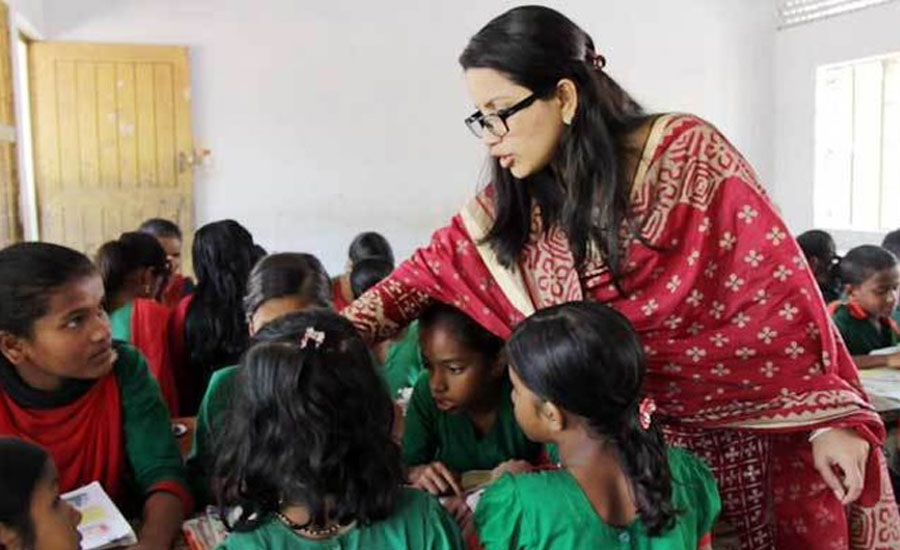 প্রাথমিক শিক্ষকদের বদলি অনির্দিষ্টকালের জন্য বন্ধ