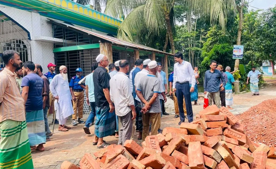 ডামুড্যা কাইল্যারা বাজারে খাসজমিতে অবৈধ স্থাপনা নির্মাণে প্রতিরোধ করলেন ডামুড্যা সহকারী কমিশনার ভূমি