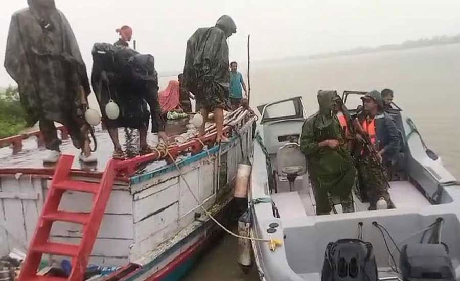 সাতক্ষীরার কালিন্দী সীমান্তে ১০-১২ জনকে পুশ-ইনের বিএসএফের অপচেষ্টা, রুখে দিল বিজিবি সদস্যরা 