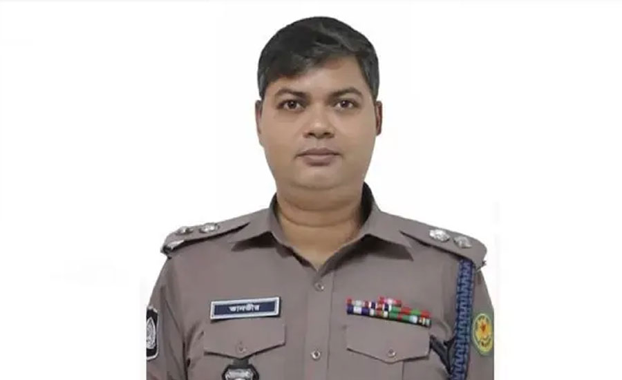 আওয়ামী লীগের মিছিল: ওসির পর এবার সরানো হলো গুলশানের ডিসিকে 