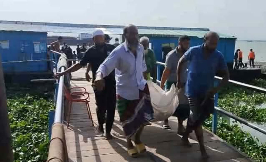সোনারগাঁয়ে মেঘনা নদীতে ট্রলার ডুবি: একই পরিবারের ৩ জনের মরদেহ উদ্ধার, নিখোঁজ-১