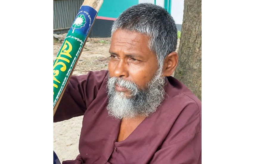 নরসিংদীতে সড়ক দূর্ঘটনায় জাহাঙ্গীর পাগল নামে এক ব্যক্তি নিহত