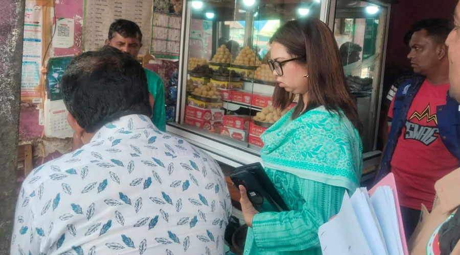 মাধবপুরে চার ব্যবসা প্রতিষ্ঠানকে ১৪ হাজার টাকা জরিমানা