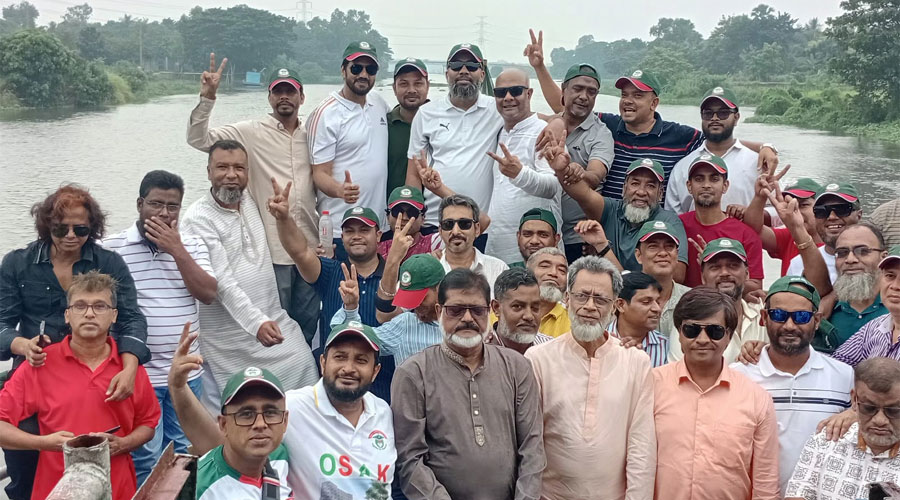 ওসাকের নৌবিহারে পুরোনো শিক্ষার্থীদের আনন্দঘন মিলনমেলা