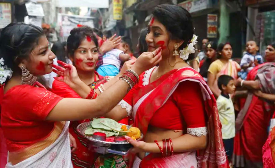 দুর্গাপূজায় এবার টানা ৫ দিনের ছুটি