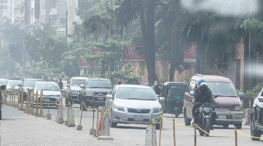 বসুন্ধরা আবাসিক এলাকায় ফিলিং স্টেশন সংকট, বাড়ছে বাড়তি যান চলাচল