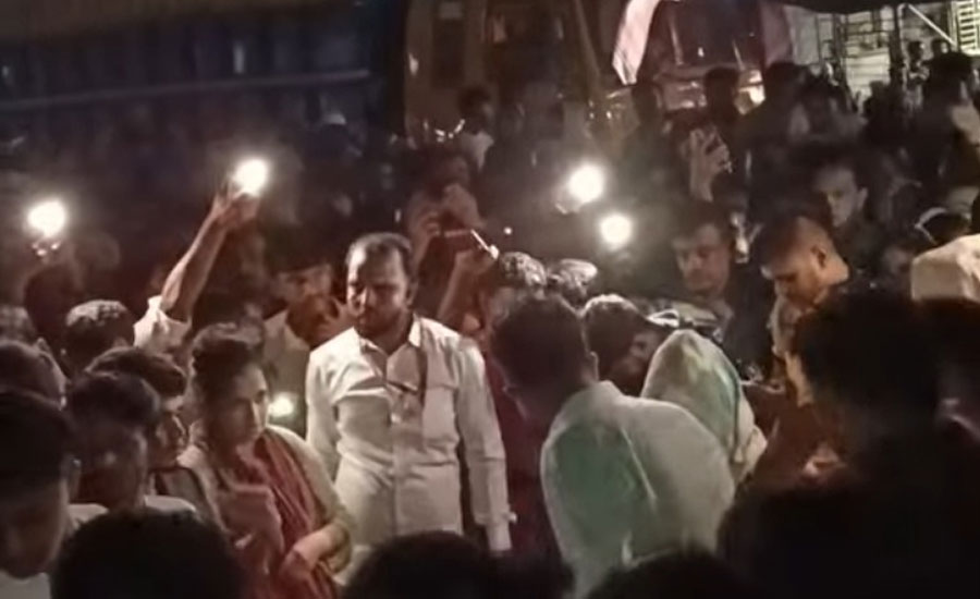 টঙ্গীতে বাসচাপায় প্রাণ গেল পোশাকশ্রমিক রহিমার, সড়ক অবরোধে যানজট