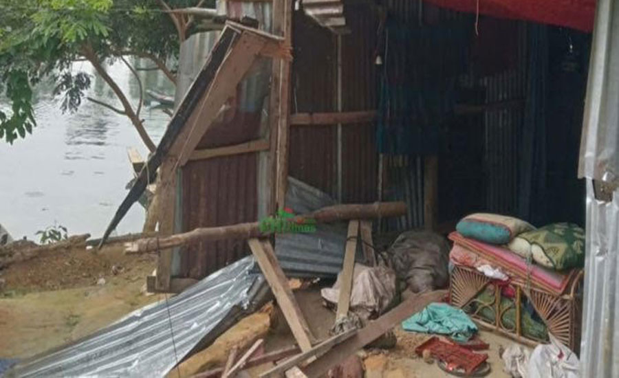 লংগদুতে ফের বন্য হাতির তাণ্ডব, দ্বিতীয়বার ভাঙল ইদ্রিসের বসতঘর