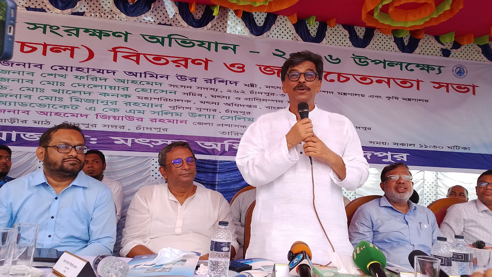 ইলিশের উৎপাদন কমার কারণ খুঁজছেন বিজ্ঞানীরা: মৎস্যমন্ত্রী
