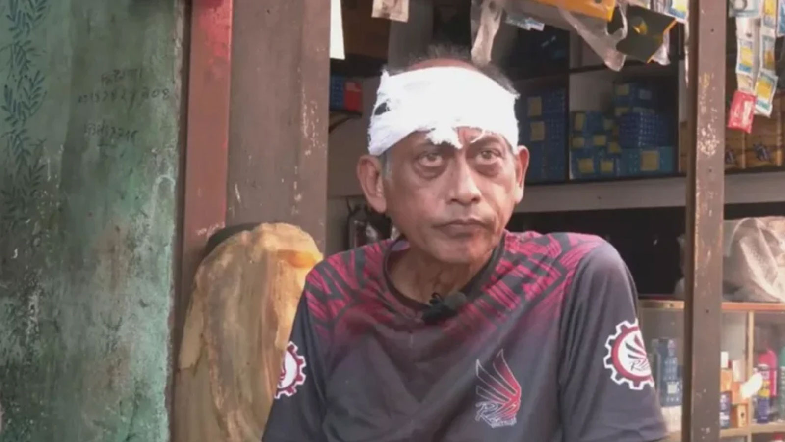 বাড়ির সামনে হামলার শিকার অভিনেতা সমু চৌধুরী, মাথায় ৪ সেলাই