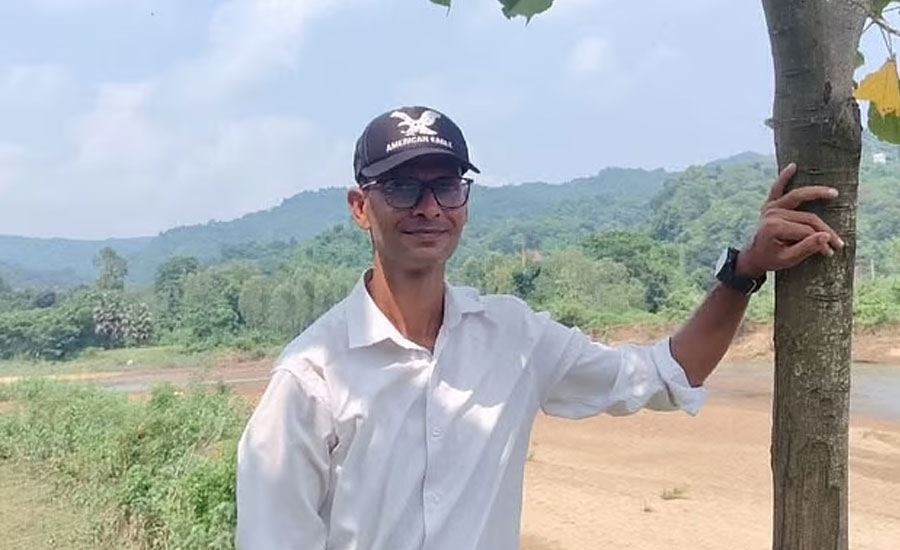 নেত্রকোনায় প্রকাশ্যে সাংবাদিককে গুলি করে হত্যা