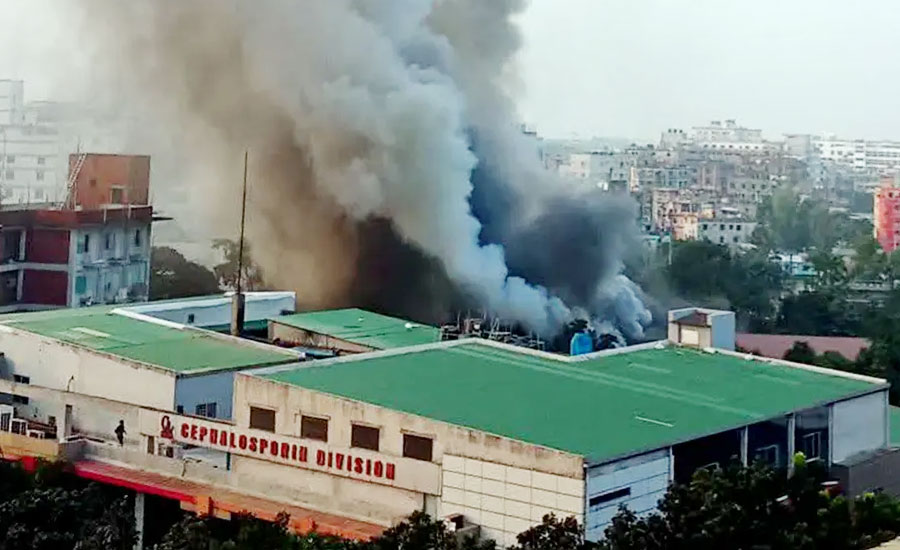গাজীপুরে ওষুধ কারখানায় আগুন