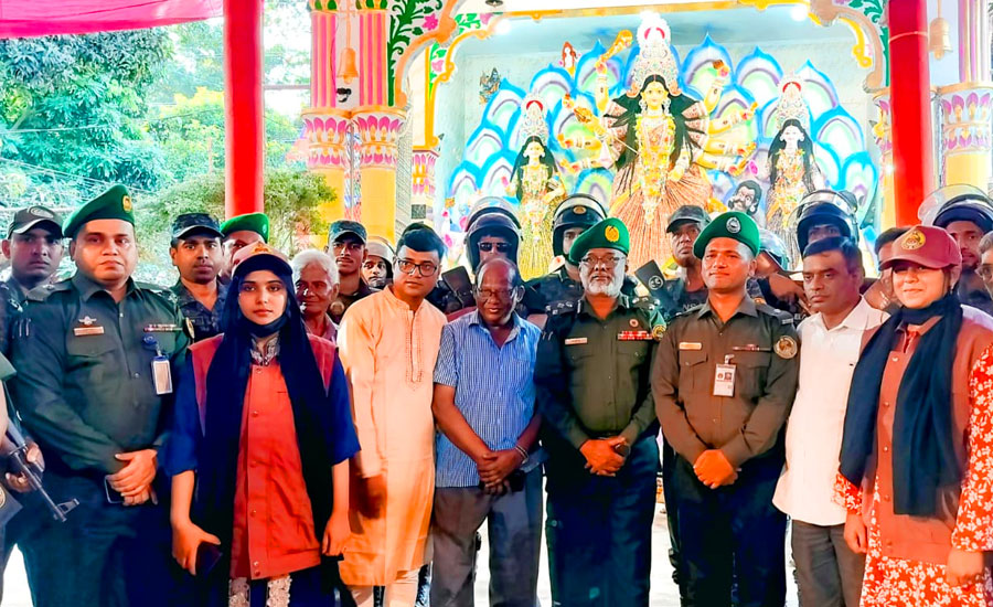 দুর্গোৎসবের নিরাপত্তায় সতর্ক থাকার নির্দেশ ঢাকা রেঞ্জ উপমহাপরিচালকের