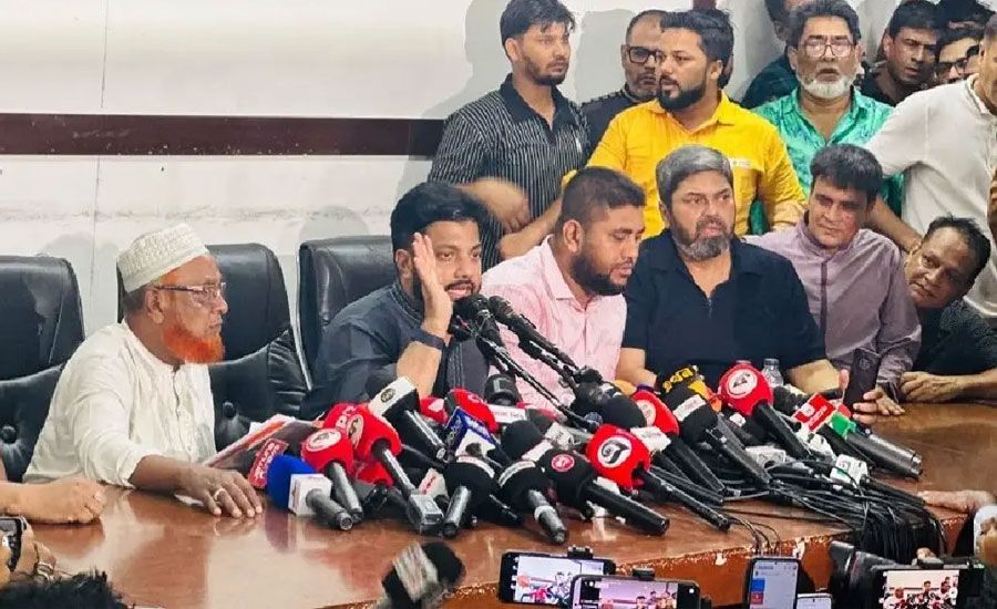 মন্ত্রিসভা থেকে পদত্যাগ করলেন ইশরাক