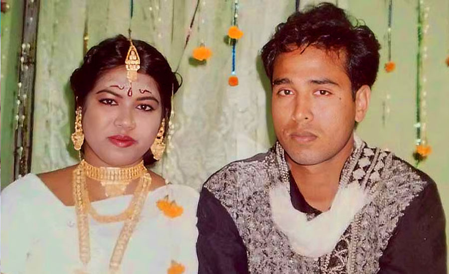 অস্ট্রেলিয়ার নাগরিক রেহানাকে ‘হত্যার পর মাটিচাপা’: অভিযোগপত্রে নারাজি দেবেন মা