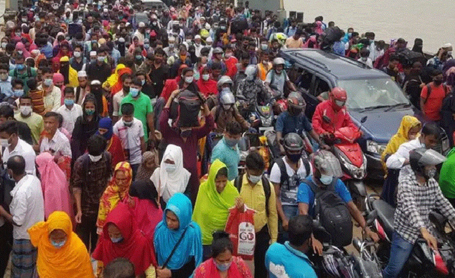 পাঁচদিনের ছুটিতে বাড়ির দিকে ছুটছে মানুষ