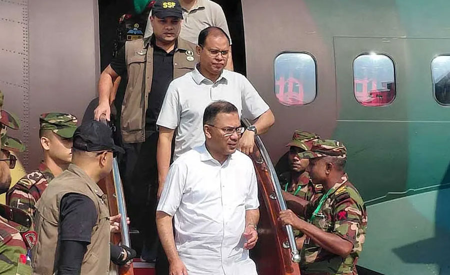 রংপুরে দুর্গাপূজার মণ্ডপ পরিদর্শনে সৈয়দপুর পৌঁছেছেন প্রধানমন্ত্রী