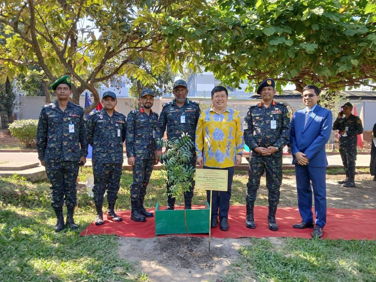 সফিপুরে আনসার-ভিডিপি একাডেমি পরিদর্শনে চার দেশের রাষ্ট্রদূত