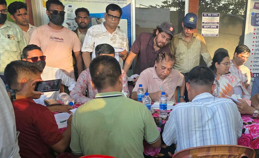 সাজেকের চলমান পরিস্থিতি নিরসনে প্রশাসনের সঙ্গে অবরোধকারী দুটি সংগঠনের বৈঠক