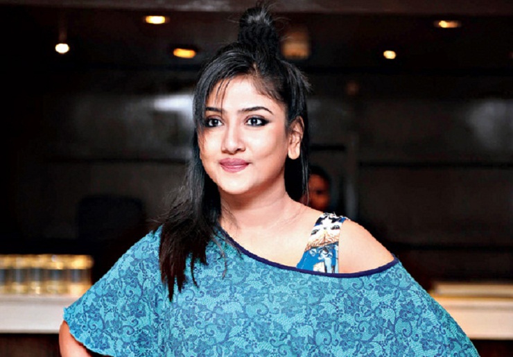 ‘প্রযোজক বললেন, আমার জামার মাপ তিনি নিজেই নেবেন’ ‘প্রযোজক বললেন, আমার জামার মাপ তিনি নিজেই নেবেন’