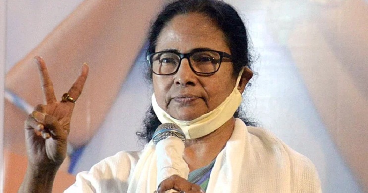 শপথ নেওয়ার পরই মমতাকে কেন্দ্রীয় স্বরাষ্ট্র মন্ত্রণালয়ের সতর্কবার্তা
শপথ নেওয়ার পরই মমতাকে কেন্দ্রীয় স্বরাষ্ট্র মন্ত্রণালয়ের সতর্কবার্তা