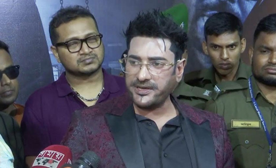 ইংল্যান্ড থেকে পড়াশোনা করেও ইংরেজি ভুল উচ্চারণ নিয়ে মুখ খুললেন অনন্ত জলিল