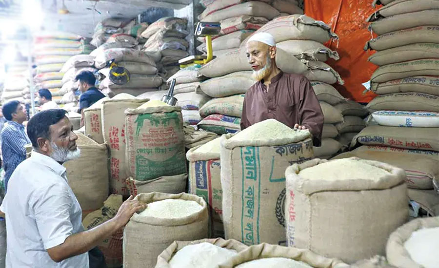 উৎপাদক থেকে ভোক্তা, হাত বদলেই চালের দাম বাড়ে ৩০৭ শতাংশ