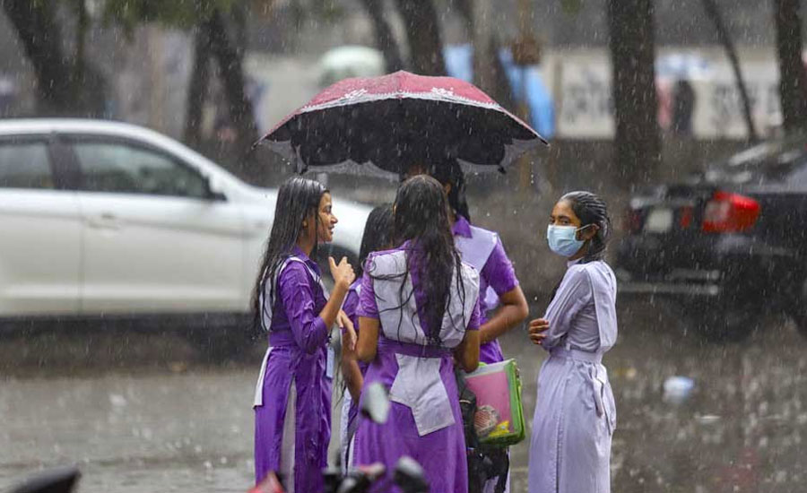 ঢাকাসহ যেসব অঞ্চলে বজ্রসহ বৃষ্টির পূর্বাভাস