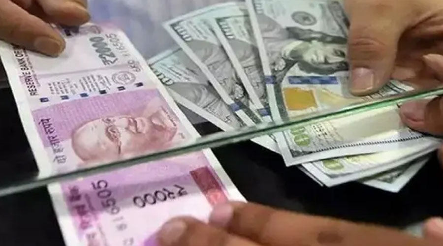 ডলারের বিপরীতে ভারতীয় রুপির দাম ইতিহাসের সর্বনিম্ন