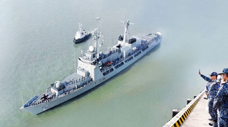 এবার বাংলাদেশ নৌবাহিনীর জাহাজ যাচ্ছে পাকিস্তানে