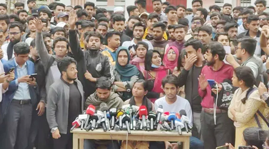 সাত কলেজ শিক্ষার্থীদের আল্টিমেটাম, ৬ দফা দাবি 