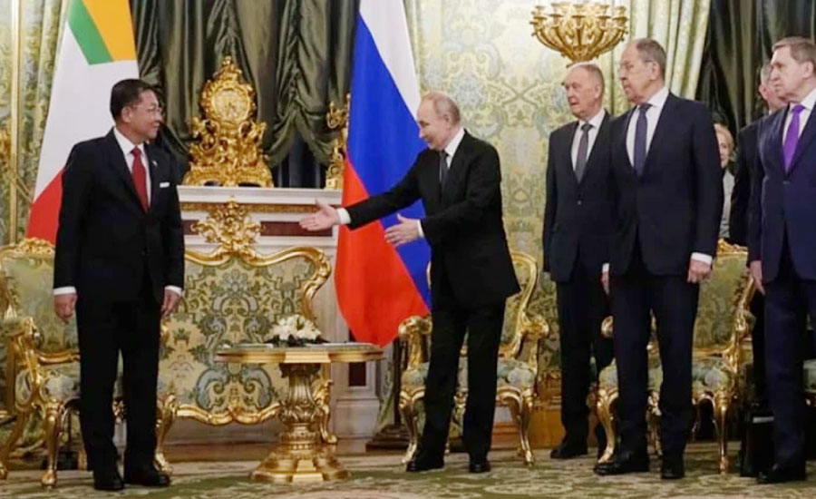 মিয়ানমারের জান্তাপ্রধানকে পুতিনের কদর, রহস্য কি?