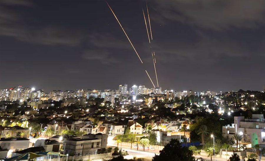 ইসরায়েলের দিকে ছোড়া ব্যালিস্টিক ক্ষেপণাস্ত্র পড়ল সৌদিতে