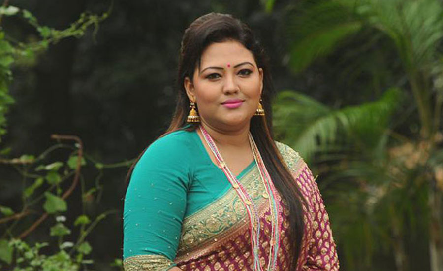 মমতাজ যেভাবে গায়িকা থেকে হয়ে উঠলেন ফ্যাসিস্টের দোসর