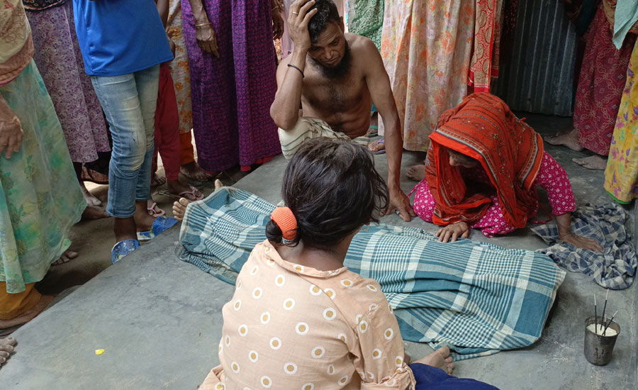 কাজিপুরে পানিতে ডুবে শিশুর মৃত্যু