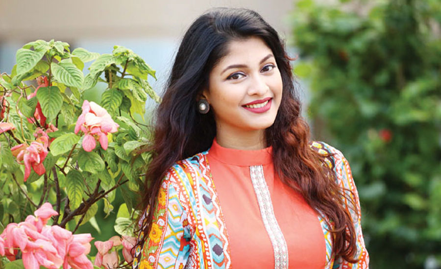 স্বামী, সন্তানকে নিয়ে ঘুরতে বের হয়ে শুনি আমাদের ছাড়াছাড়ি হয়ে গেছেins class=