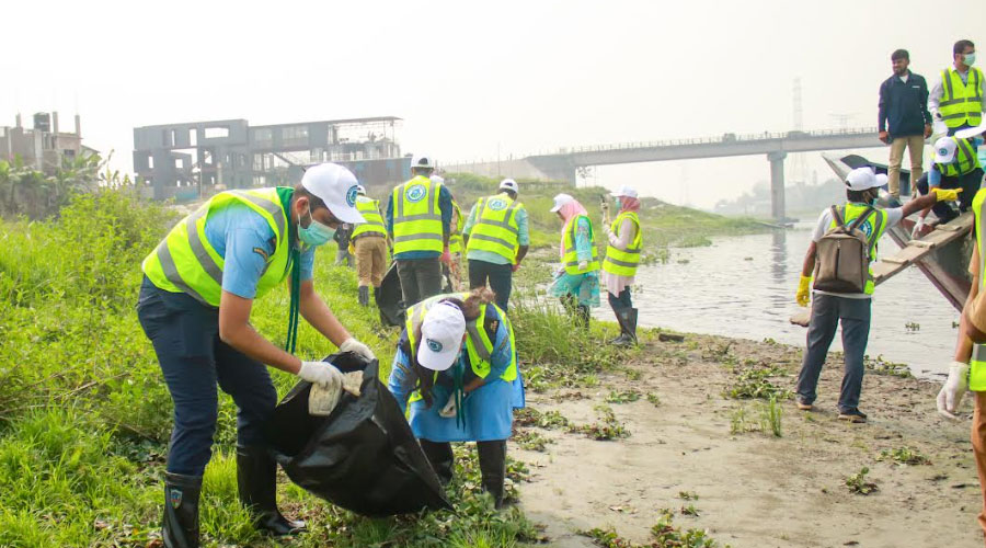 বিশ্ব পরিবেশ দিবস ২০২৫: প্লাস্টিক দূষণ নয়, প্রকৃতির পাশে দাঁড়ান